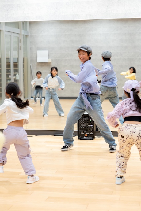 ダンスインストラクター:榎本 笑梨花 さん | サーフィンであさひ